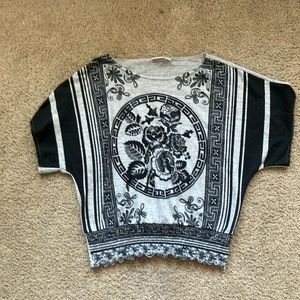 Black in grey casual top